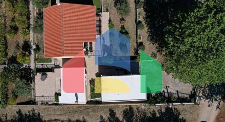 Дом в Ковачах, Котор