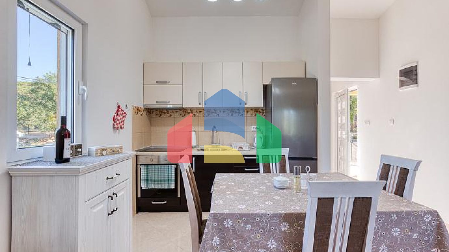 Дом в Ковачах, Котор