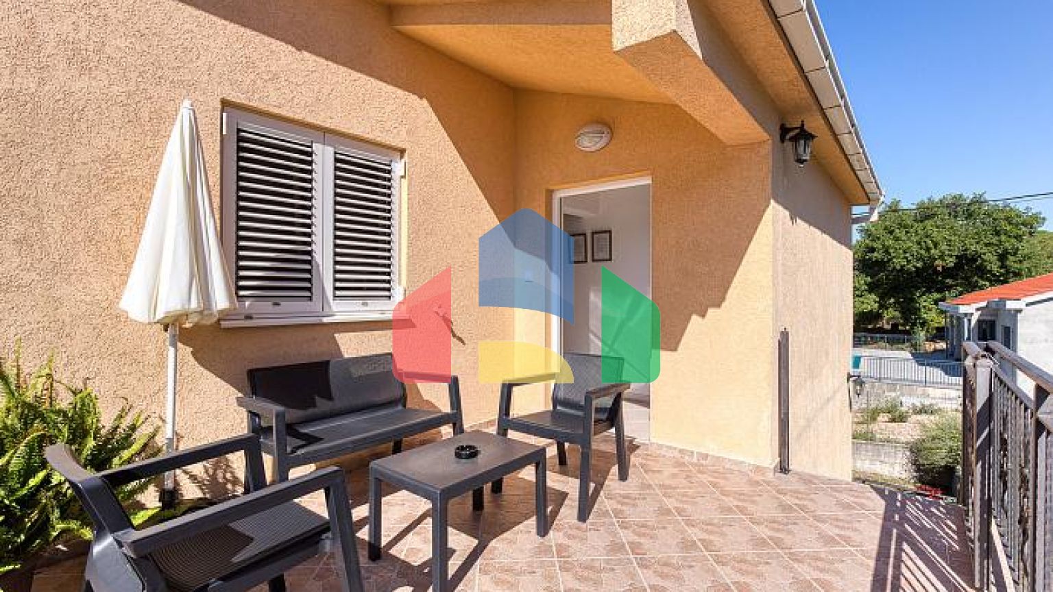 Дом в Ковачах, Котор