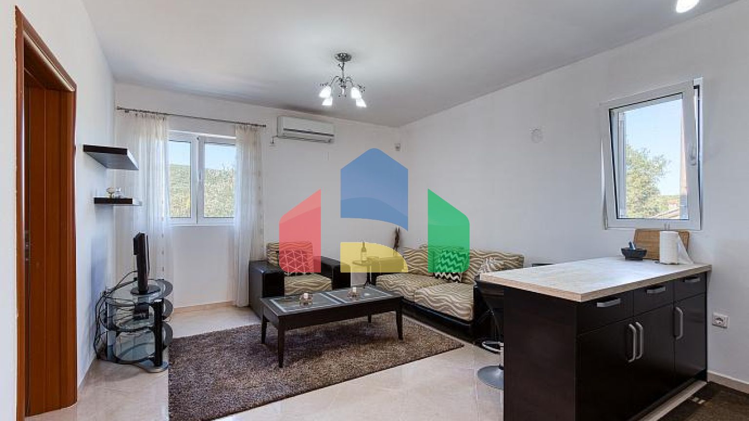 Дом в Ковачах, Котор