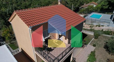 Дом в Ковачах, Котор