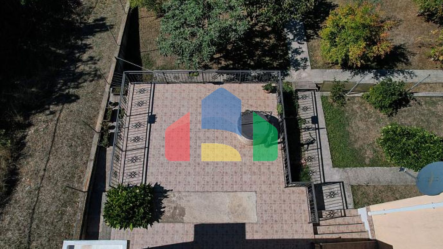 Дом в Ковачах, Котор