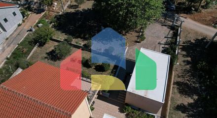 Дом в Ковачах, Котор