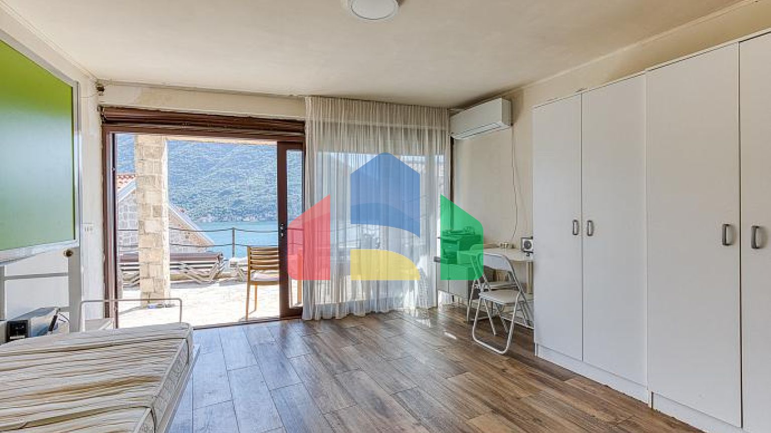 Роскошная вилла с панорамным видом на море – сочетание элегантности и уюта