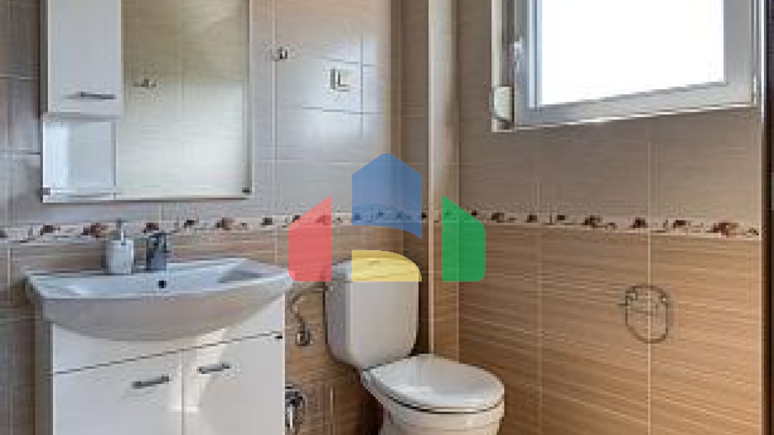 Элегантный дом с потрясающим видом на Бока-Которский залив в Herceg Novi