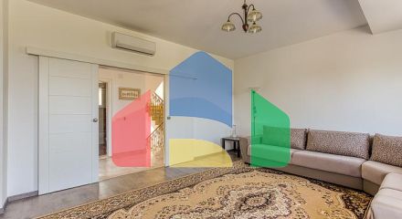 Элегантный дом с потрясающим видом на Бока-Которский залив в Herceg Novi