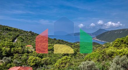 Элегантный дом с потрясающим видом на Бока-Которский залив в Herceg Novi