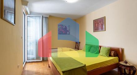 Просторная квартира в самом центре Будвы — рядом со Старым городом и пляжем