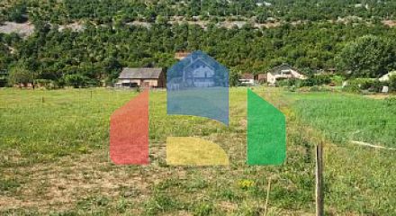 ПРОДАЁТСЯ – Дом с большим участком и фруктовым садом, рядом с Даниловградом