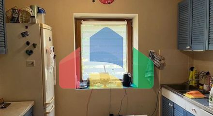 Прекрасная недвижимость с двумя домами в долине реки Зета