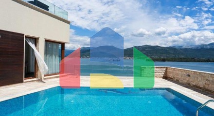 Modern villa located on the first line of Radovici
