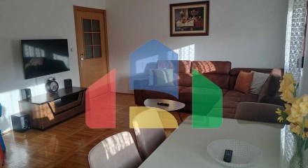 Property for sale consisting of two houses in Cetinje