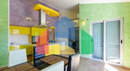 Three-bedroom apartment in Lastva, 128 m²