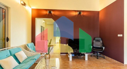 Three-bedroom apartment in Lastva, 128 m²
