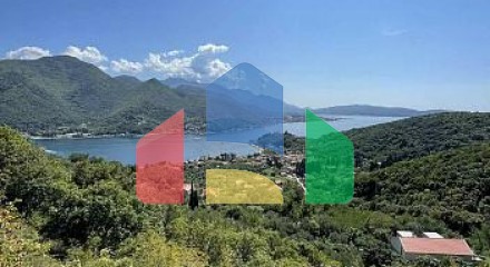 Urbanized plot in Herceg Novi with a sea view