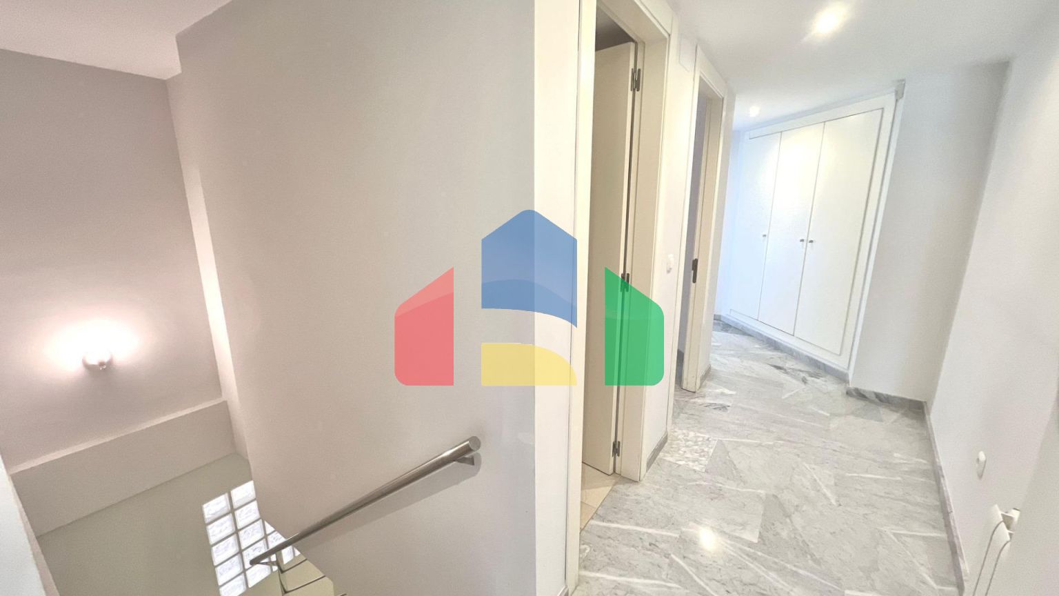 Дуплекс в Valencia ID V300