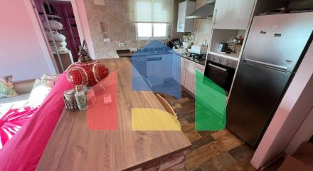 ПРОДАЁТСЯ ЖИВОПИСНАЯ КВАРТИРА В САЛЕРЕ!!!