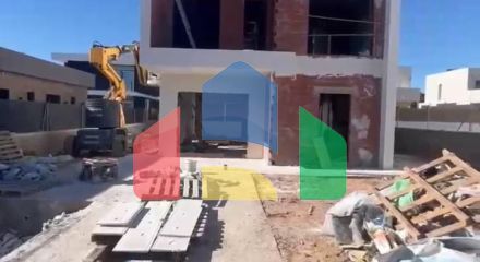 Прекрасный дом с видом на горы