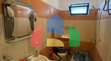 Студия с балконом, р-н Голем, 40 м.кв