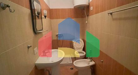 1+1 с балконом, центр Голема, 45 м.кв