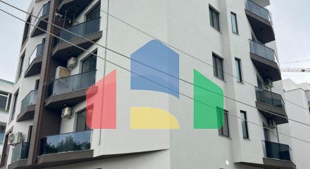 1+1 с балконом, новый дом в районе Голем, 52 м.кв