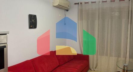 1+1 с двориком, р-н Шкемби, 45 м.кв