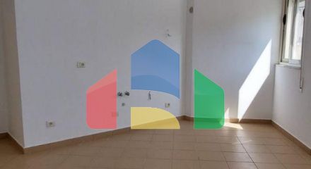 2+1 with balcony, Golem area, 89 sq.m