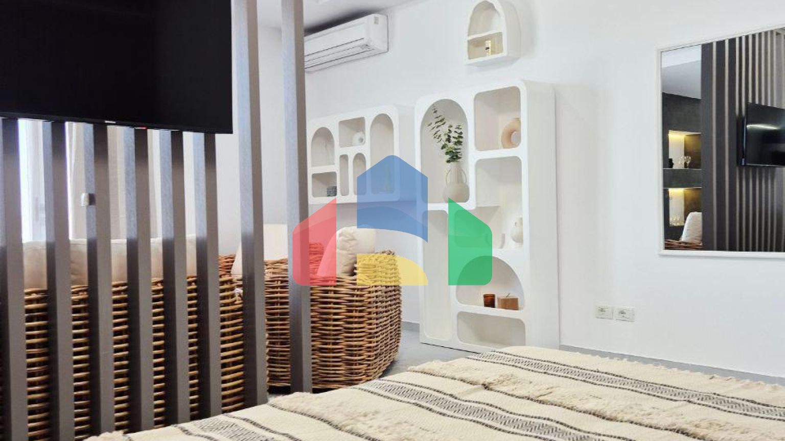 Пентхаус с видом на море и террасой, район Пляж, 126 м.кв