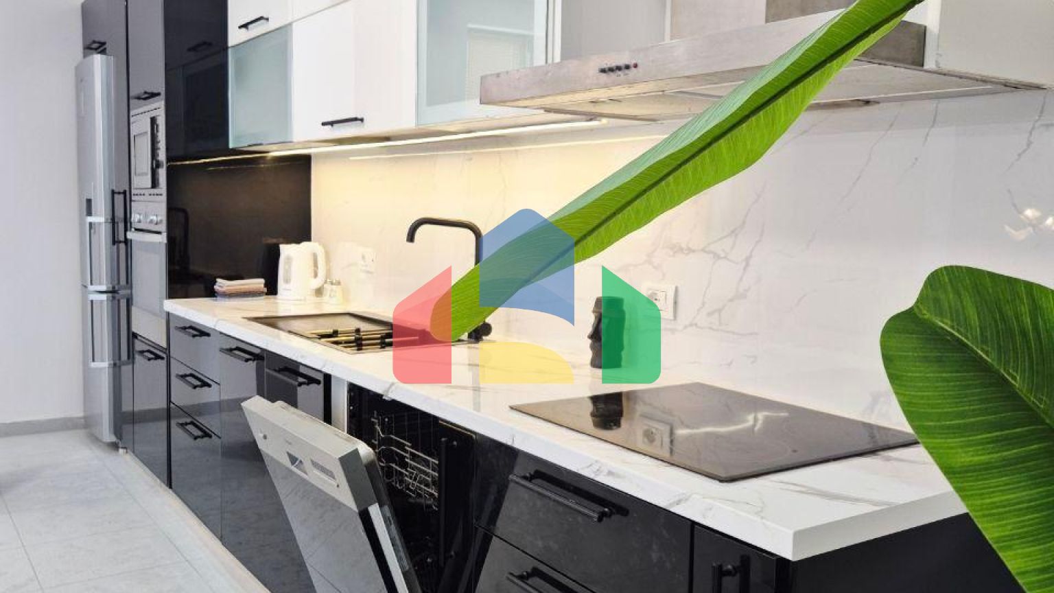 Пентхаус с видом на море и террасой, район Пляж, 126 м.кв