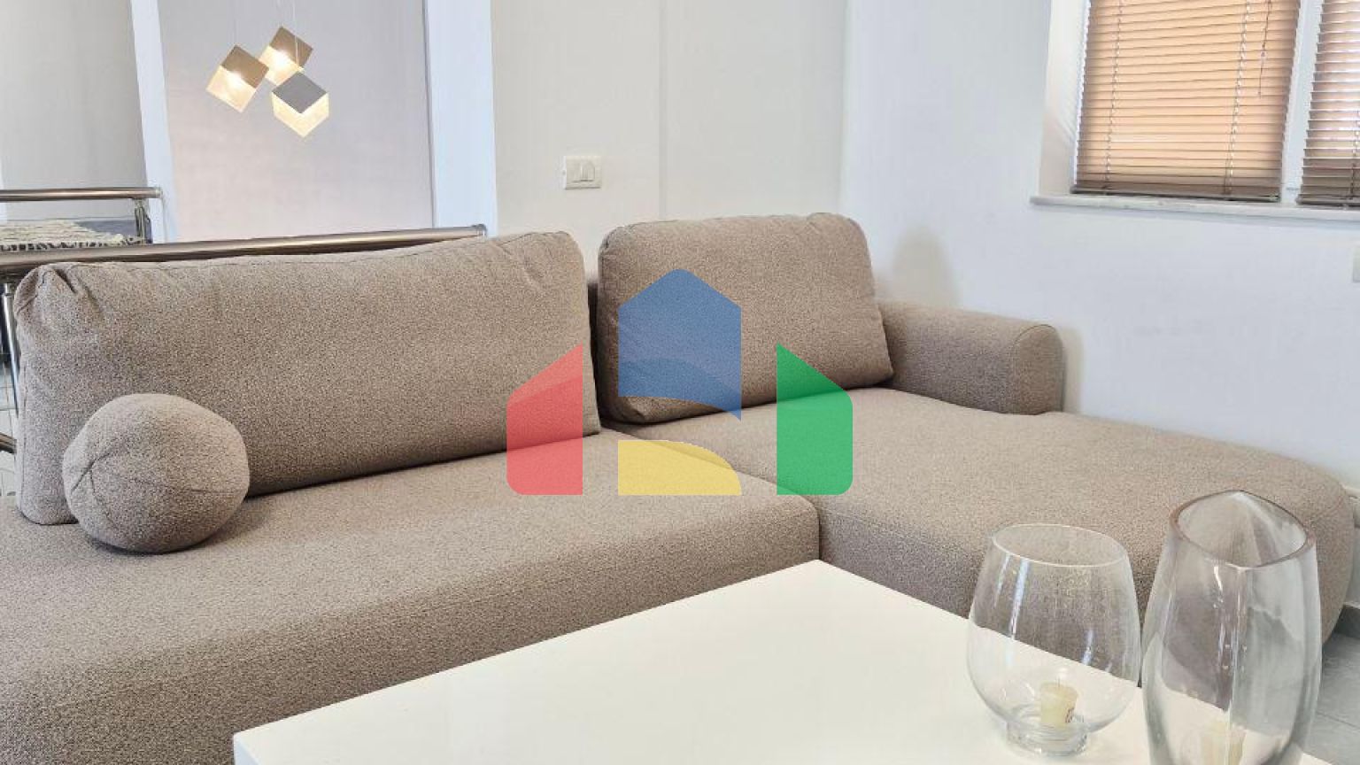 Пентхаус с видом на море и террасой, район Пляж, 126 м.кв