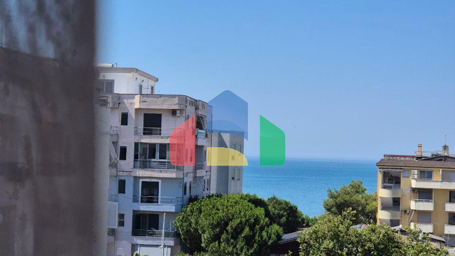 Пентхаус с видом на море и террасой, район Пляж, 126 м.кв