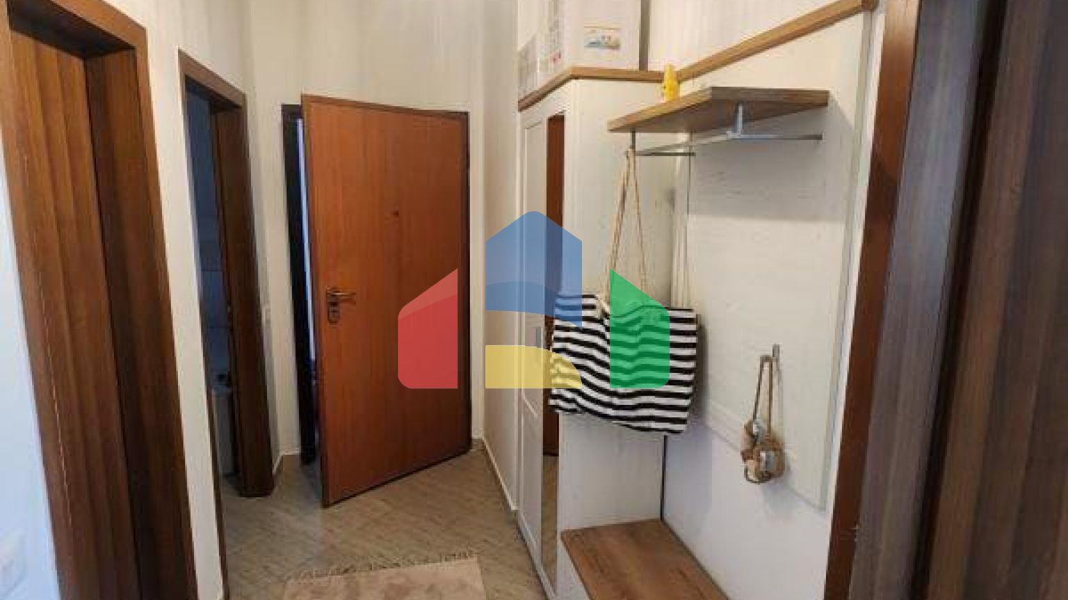 2+1 с 2 балконами, Голем, 83 м.кв