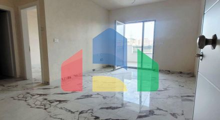 1+1 с балконом, Голем, 64 м.кв