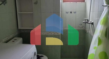 2+1 с балконом, р-н Мали Робит, 85 м.кв