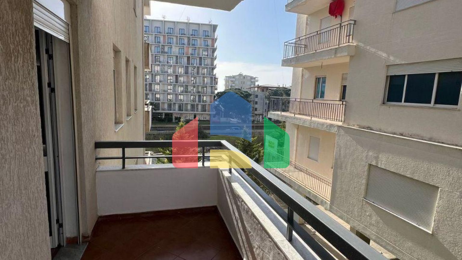 1+1 с балконом, р-н Шкемби Кавая, 64.5 м.кв