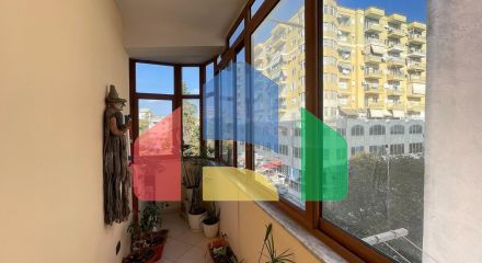2+1 with balcony, Sports Palace area Center, 156 sq.m