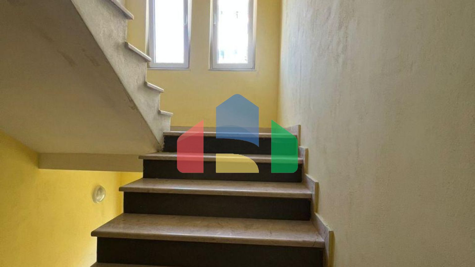 1+1 с балконом, р-н Шкемби Кавая, 67 м.кв