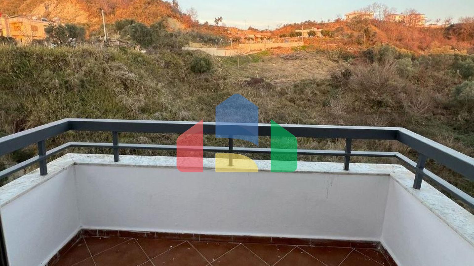 1+1 с балконом, р-н Шкемби Кавая, 60.55 м.кв