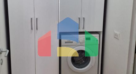 1+1 с балконом, р-н Пляж, 75 м.кв