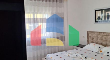 1+1 с балконом, р-н Пляж, 75 м.кв