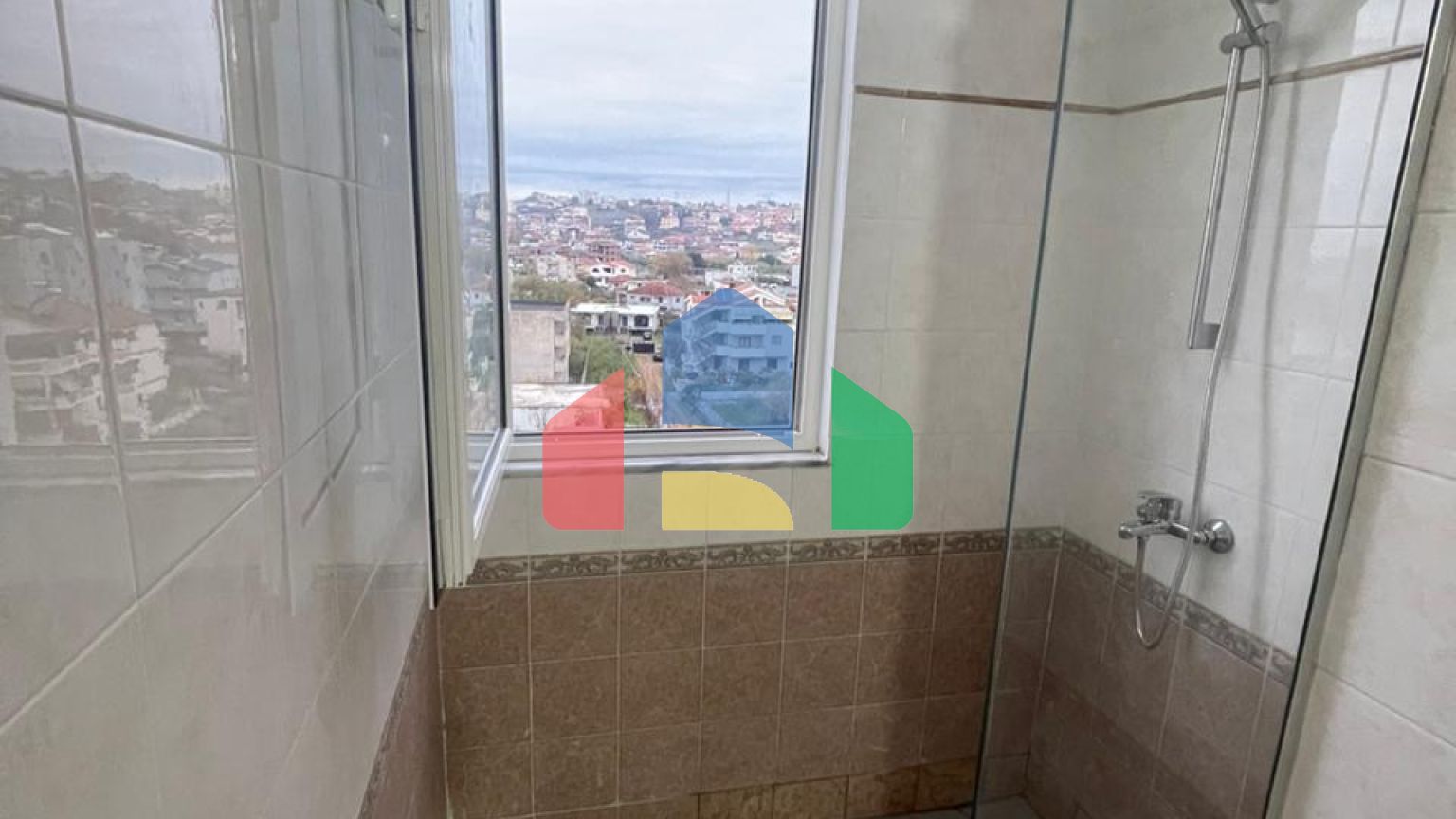 2+1 с балконом, Пляж Иллирия, 82 м.кв