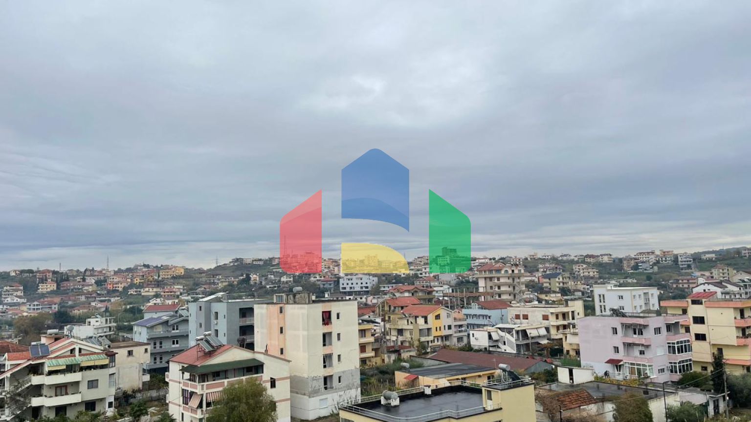 2+1 с балконом, Пляж Иллирия, 82 м.кв