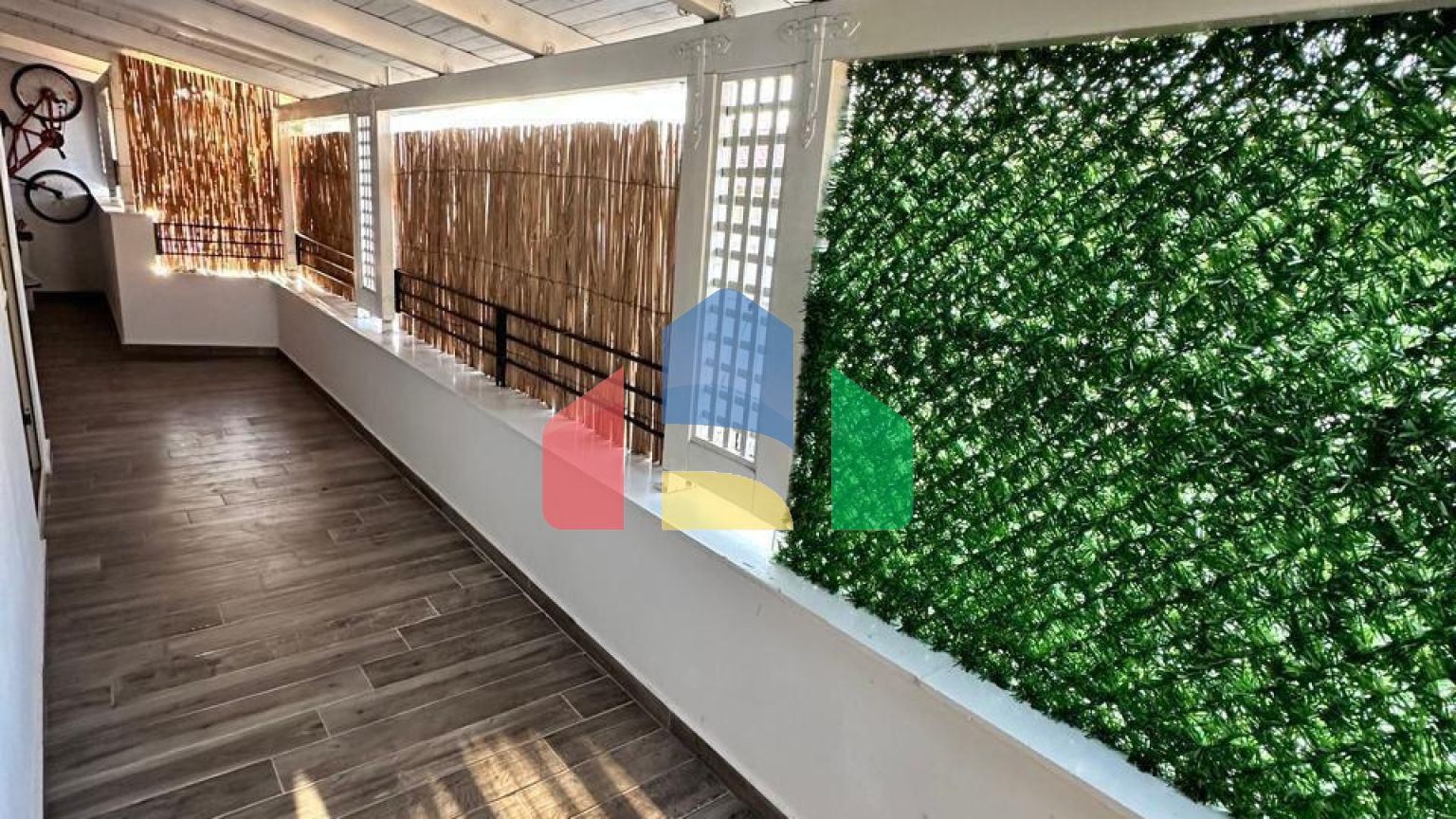 Пентхаус 3+1 с террасой, Мали Робит, 78+134 м.кв