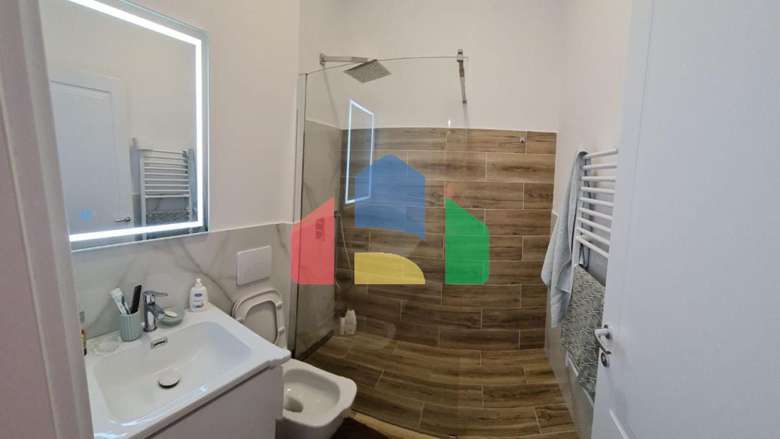 Пентхаус 3+1 с террасой, Мали Робит, 78+134 м.кв