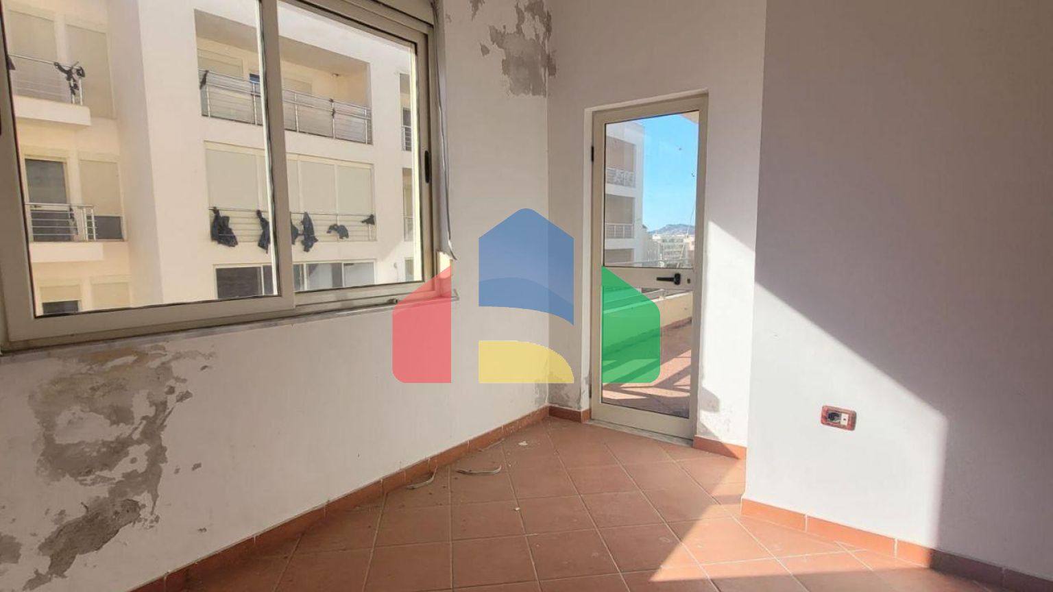 2+1 с частичным видом на море, р-н Пляж, 86.2 м.кв