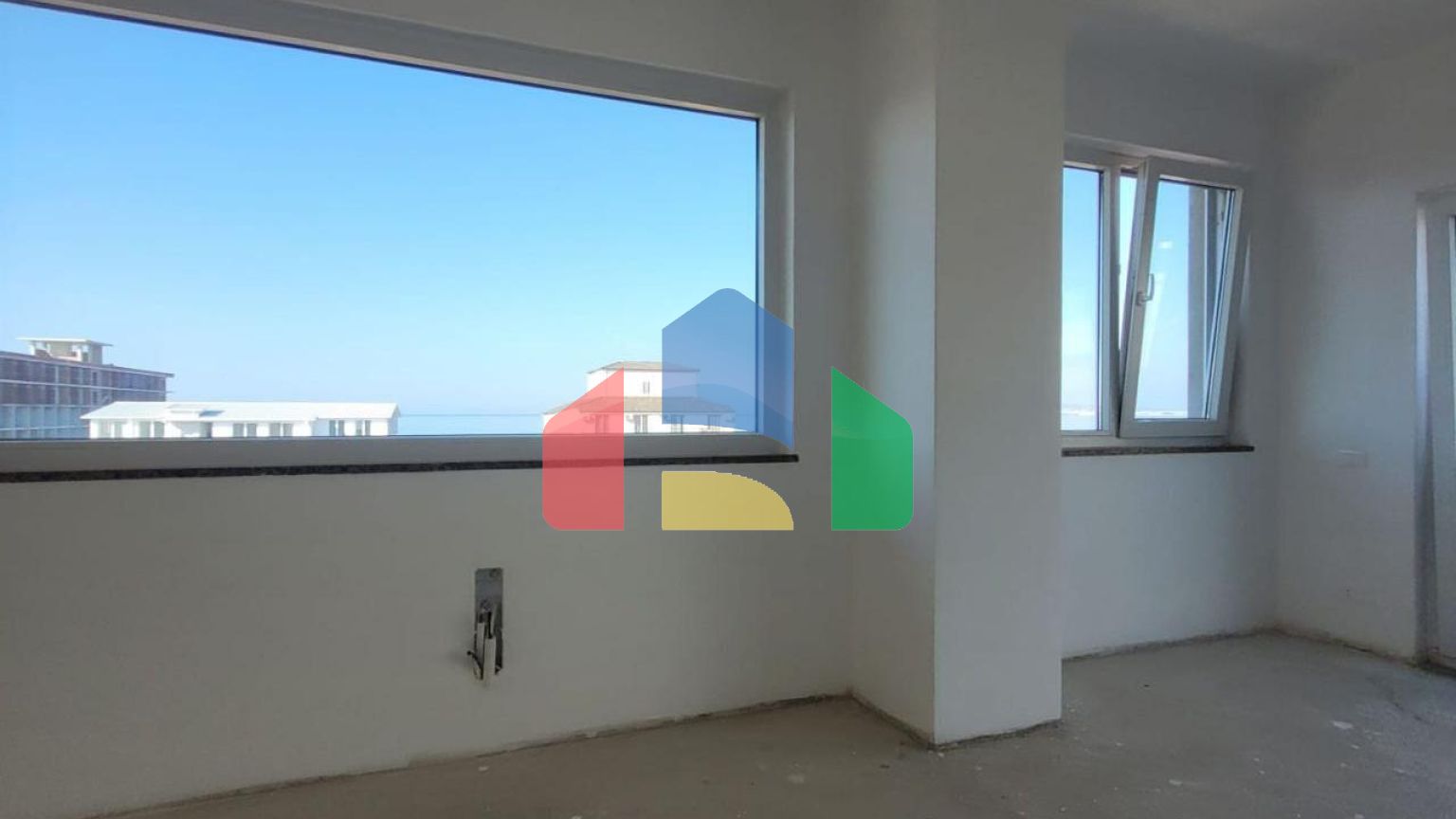 Пентхаус 2+1 с террасой, р-н Голем, 90 м.кв