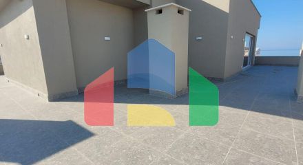 Пентхаус 2+1 с террасой, р-н Голем, 90 м.кв