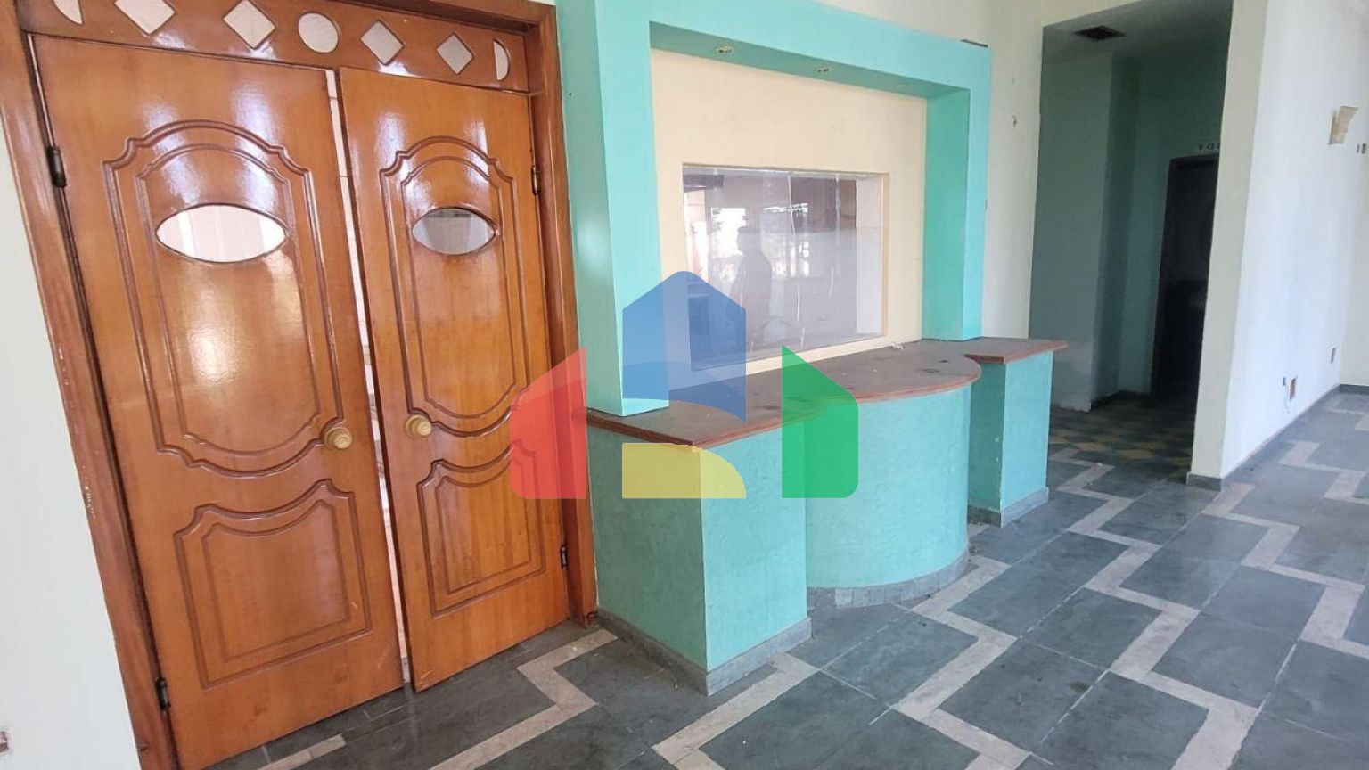 Отель в Черрете, 1750 м.кв