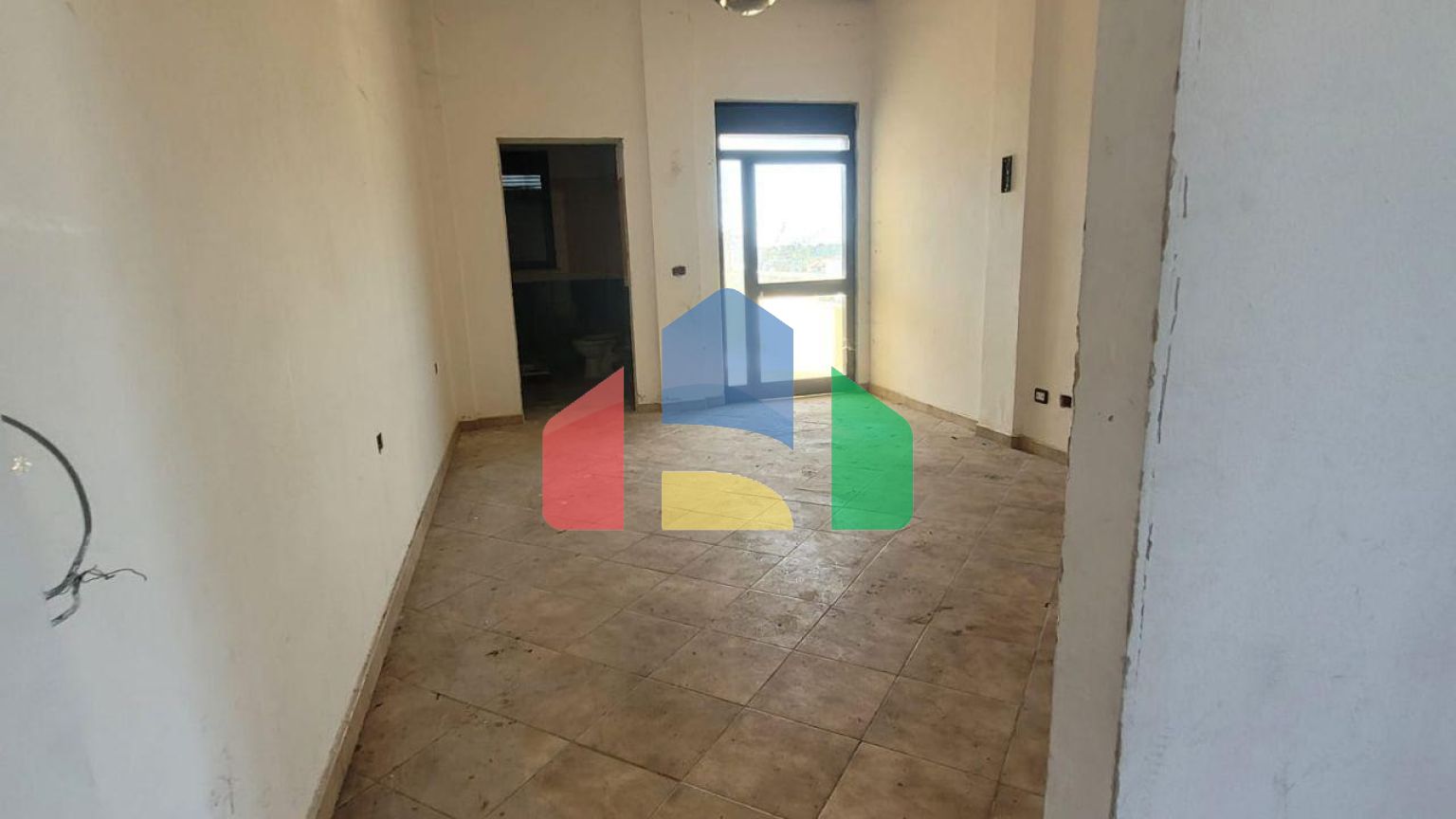 Отель в Черрете, 1750 м.кв