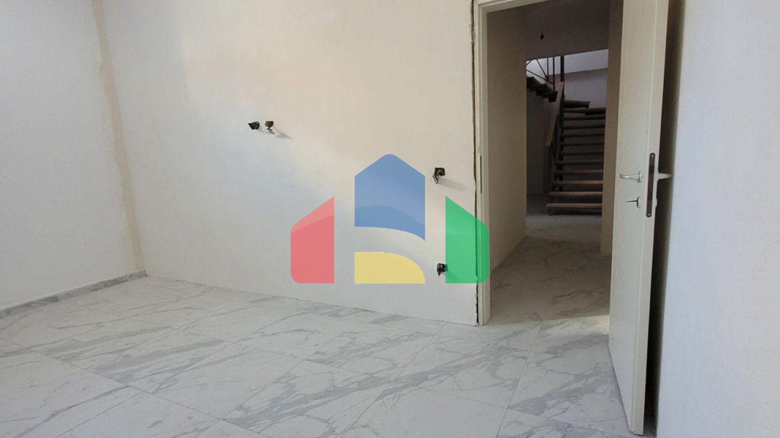 3+1 с двумя санузлами, р-н Пляж, 144 м.кв